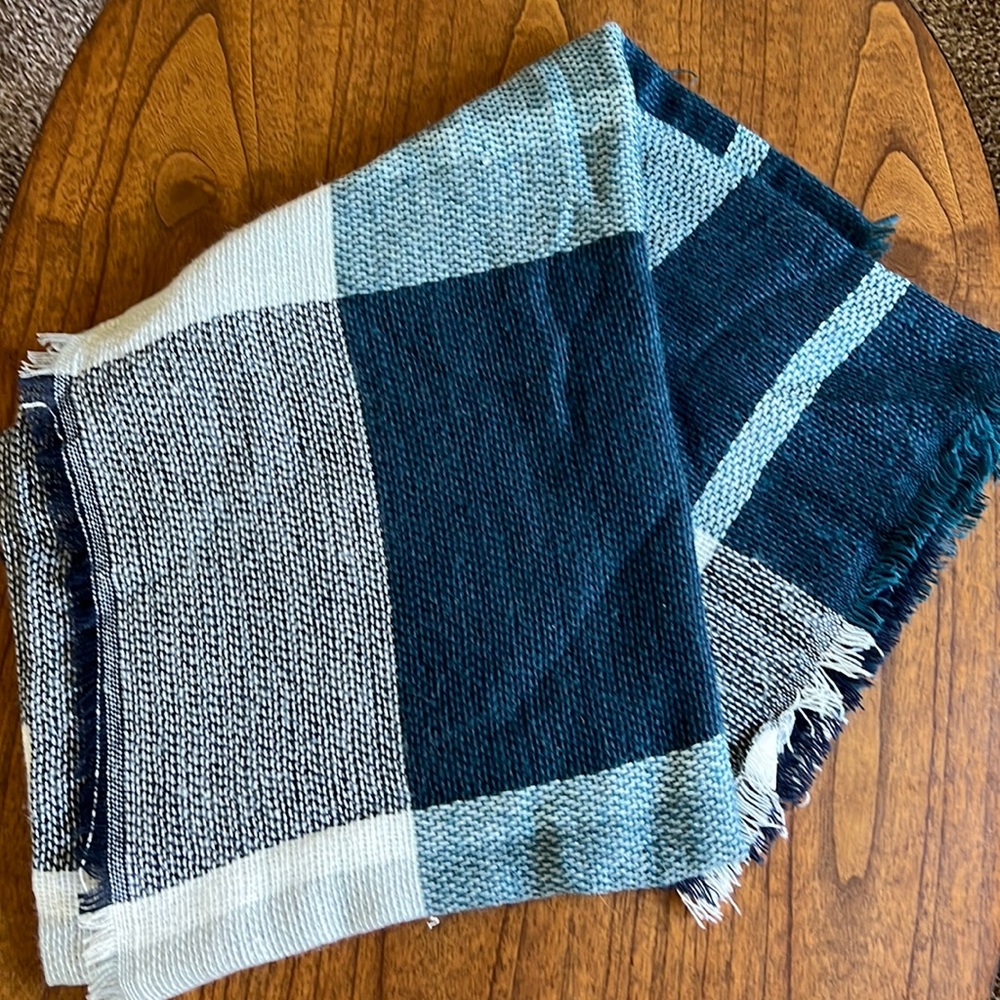 Blue wrap